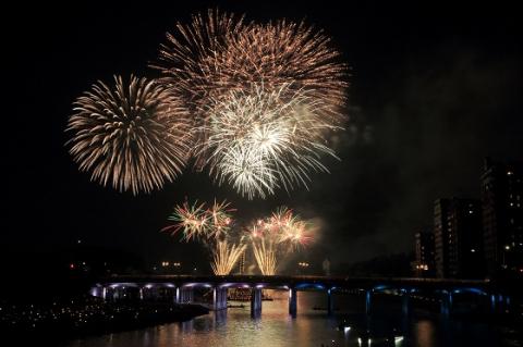 岡崎城か家康公夏まつり_中部