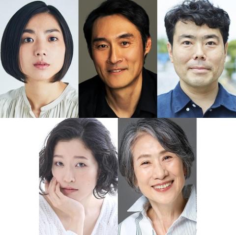 新国立劇場の演劇「りんごが落ちる」