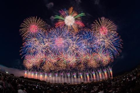 第三十三回　赤川花火大会　～響輝　響く感動、輝く未来へ～