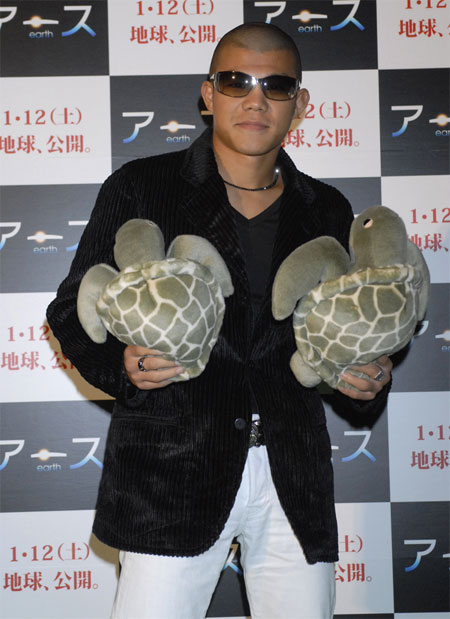 カメと亀田興毅