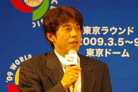 緒方耕一外野守備走塁コーチ
