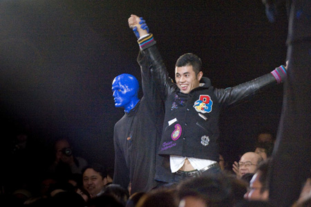 『BLUE MAN GROUP IN TOKYO』開幕1周年