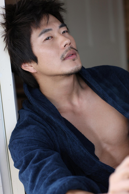 クォン・サンウ　(c)2008 GOLDENTHUMB, R. N cell All Rights Reserved. 写真提供：(株)リエンセル