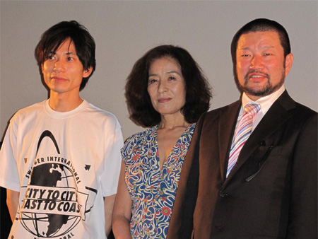 実は陣内智則が登壇するはずだった ニセ札 舞台あいさつ 沖縄国際映画祭 チケットぴあ 映画 舞台挨拶 実は陣内智則が登壇するはずだった ニセ札 舞台あいさつ 沖縄国際映画祭 チケットぴあ 映画 舞台挨拶