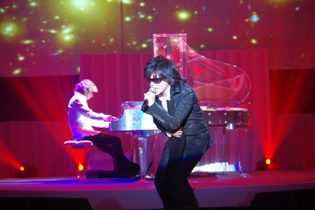 X JAPAN　YOSHIKI(piano)とTOSHI(vo)