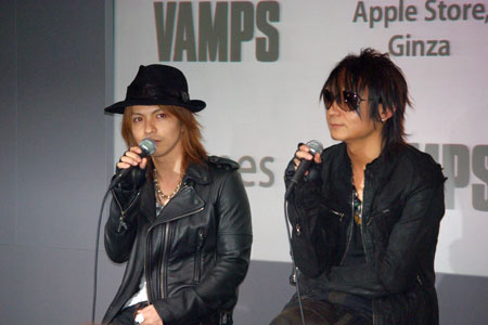 トーク中のVAMPS