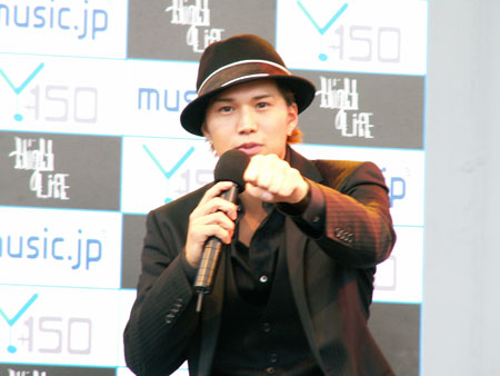 初のトークイベントを行った市原隼人
