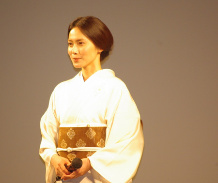 伊藤園「お～いお茶」の新CM発表記者会見