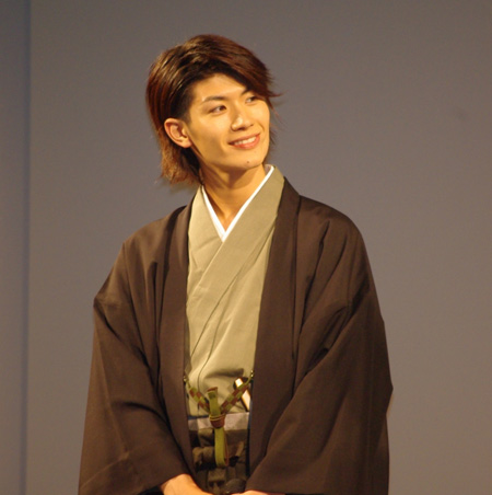 伊藤園「お～いお茶」の新CM発表記者会見