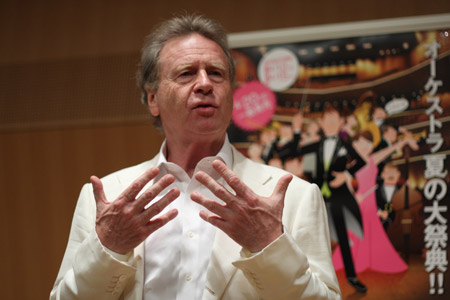 「いま東京交響楽団は世界に誇れる演奏レベルにあると自負しています」と語る音楽監督のユベール・スダーン