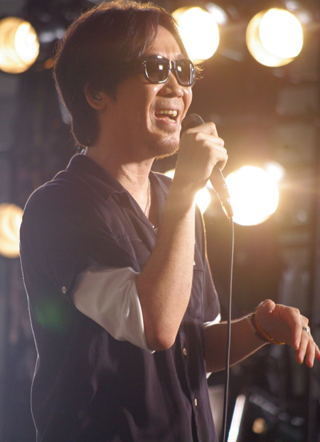⚠️最終値下げ⚠️コブクロ　JAL ジェット　小渕健太郎　黒田俊介 コブクロの黒田俊介さん（左）と小渕健太郎さん - 2025万博