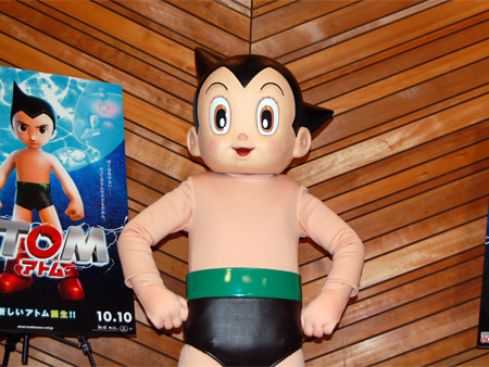泣ける映画です」上戸彩がフルCG版『ATOM』のアフレコに挑戦
