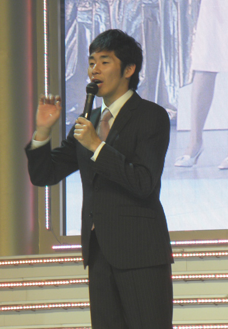 ぱちんこ爽快　美空ひばり　不死鳥伝説」記者発表会