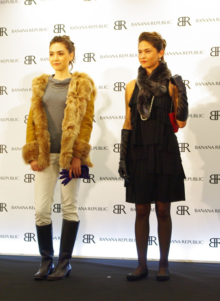 バナナ・リパブリック『ハッピーリース』点灯式に成宮寛貴、登場