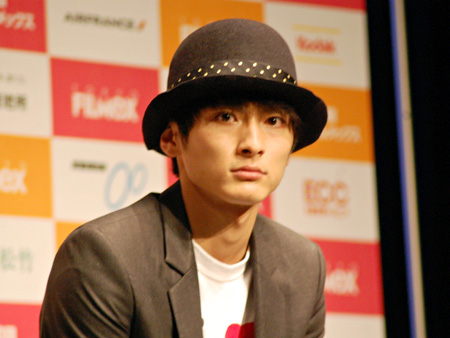 松田翔太主演作 ケンタとジュンとカヨちゃんの国 がワールドプレミア上映 チケットぴあ 映画 映画祭 松田翔太主演作 ケンタとジュンとカヨちゃんの国 がワールドプレミア上映 チケットぴあ 映画 映画祭
