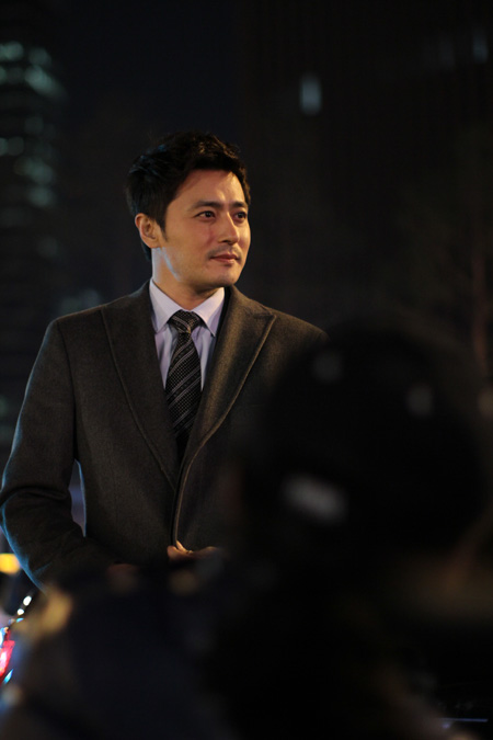 チャン・ドンゴン