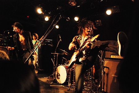 黒猫チェルシー @下北沢Que