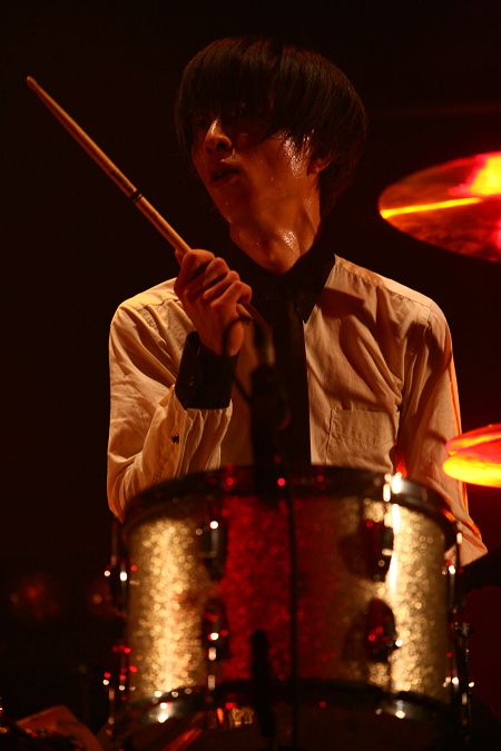 THE BAWDIES
