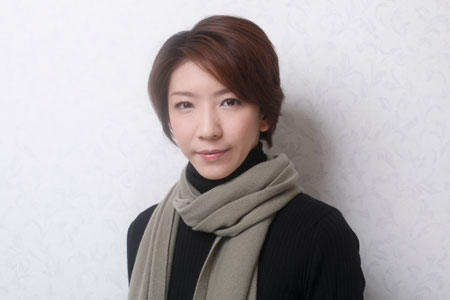 瀬奈じゅん　撮影：中川容邦