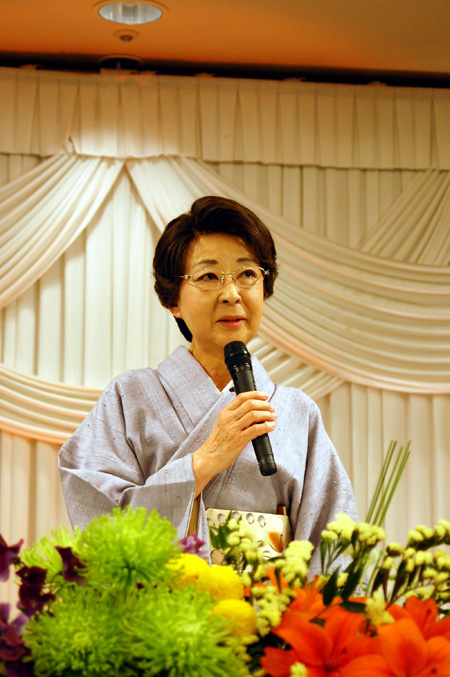 池内淳子