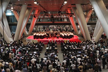 「ラ・フォル・ジュルネ・オ・ジャポン『熱狂の日』音楽祭2009」より　(c)三浦興一