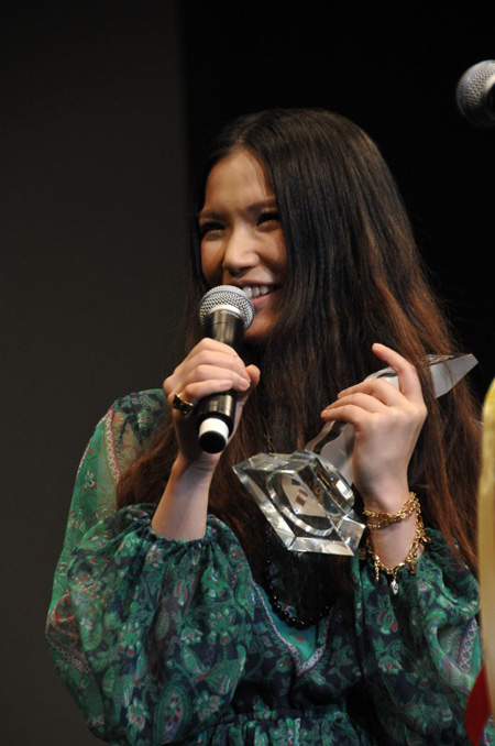 J-WAVE McDonald’s TOKIO HOT 100 AWARD 授賞式