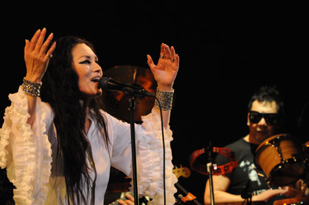 GIBIER du MARI　＠SHIBUYA ENTERTAINMENT THEATER PLEASURE PLEASURE　撮影：中嶌英雄