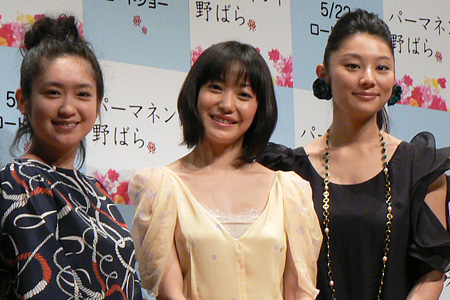 菅野美穂が8年ぶりに映画主演！ 今度は“切ない恋を秘めた女