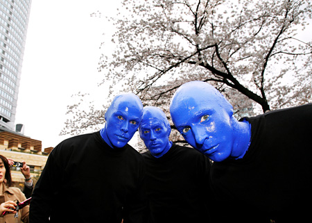 BLUE MAN GROUP