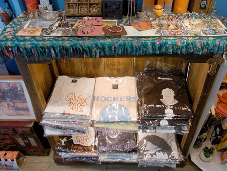 JESUSDYNAMITEJAPAN　店内