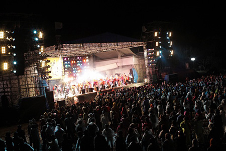 昨年の『ARABAKI ROCK FEST.09』より