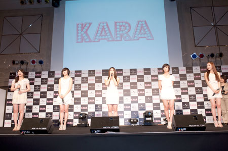 KARA　撮影：イシイノブミ