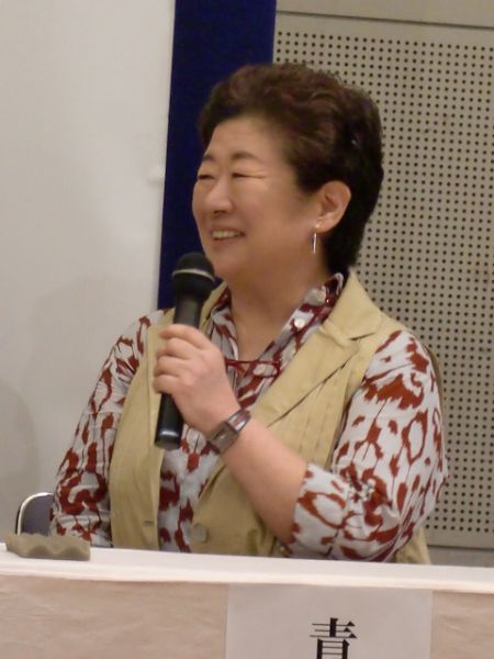 新国立劇場演劇『ヘッダ・ガーブレル』製作発表会見より。青山眉子