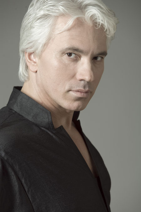 ディミトリー・ホロストフスキー (c)Pasha Antonov