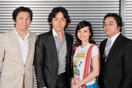 テノール歌手・秋川雅史、バリトン歌手・大島幾雄、ピアニスト・清水和音、ベッキー 写真:青柳聡