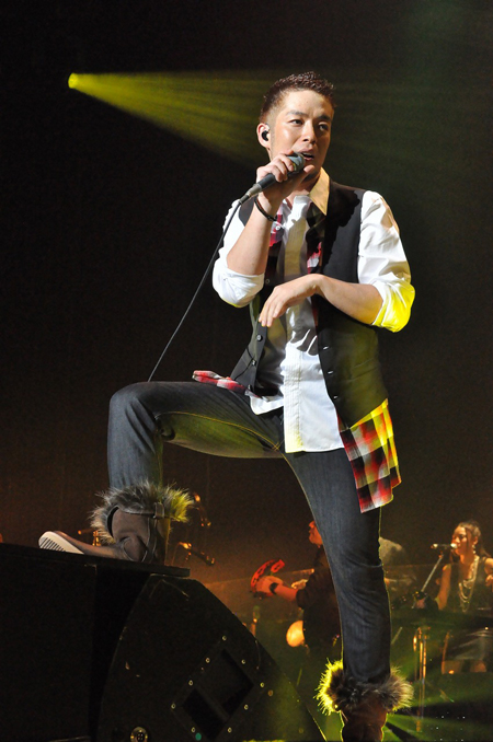 清木場俊介 唄い屋 zippo 唄い屋・清木場俊介、全国30本ツアーをスタート！ | チケットぴあ[音楽