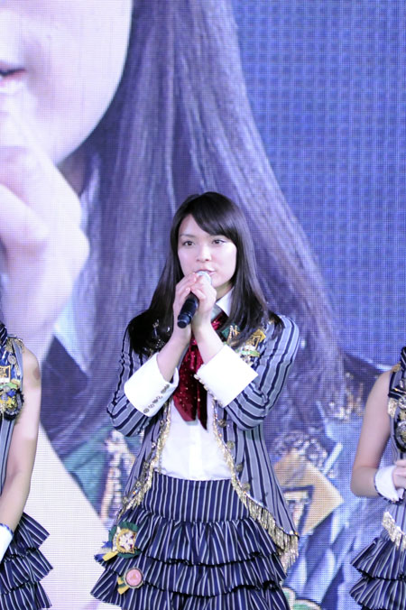 平次の子分・八五郎役の秋元才加(AKB48)