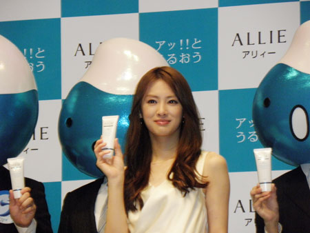 「ALLIE」新商品発表会より。北川景子