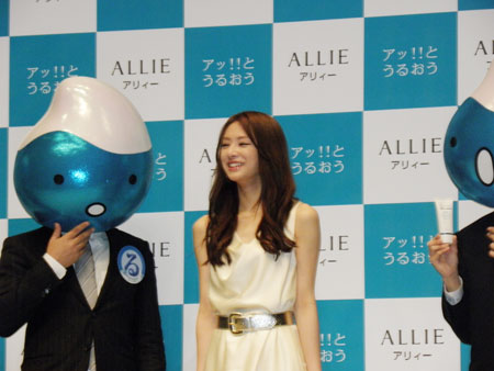 「ALLIE」新商品発表会より。北川景子