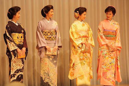 帝国劇場100周年に、堂本光一、山口祐一郎ら主演スター勢揃い