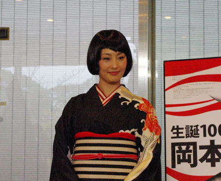『生誕100年 岡本太郎展』開会式後の取材会より。常盤貴子