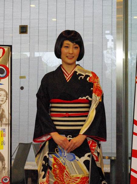 『生誕100年 岡本太郎展』開会式後の取材会より。常盤貴子