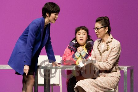 『トップ・ガールズ』開幕　撮影：谷古宇正彦