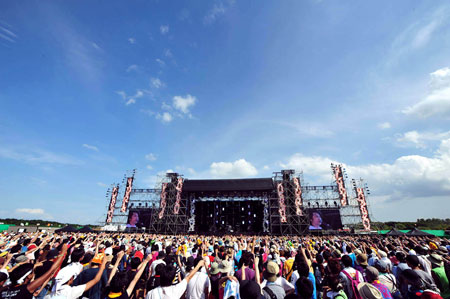 RISING SUN ROCK FESTIVAL 2011