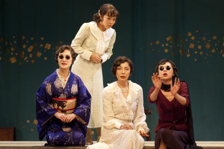 こまつ座『キネマの天地』 撮影：谷古宇 正彦