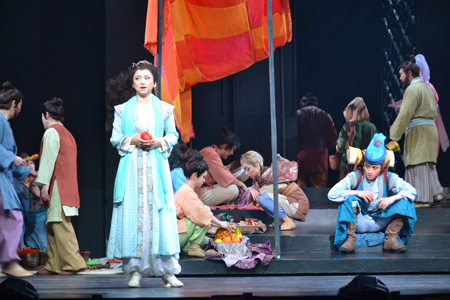 藤原竜也 永作博美がw主演で いのうえ歌舞伎の愛憎劇に挑む チケットぴあ 演劇 演劇