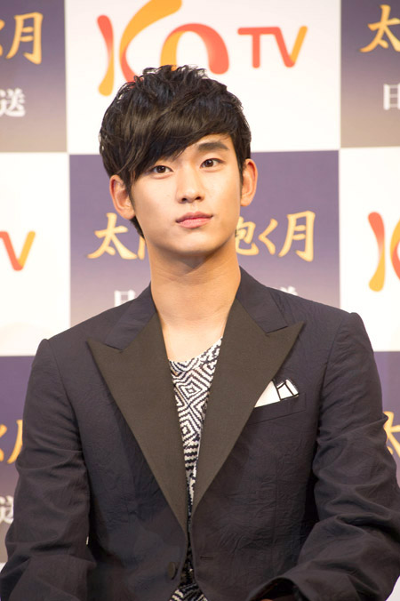 撮影：吉岡希鼓斗