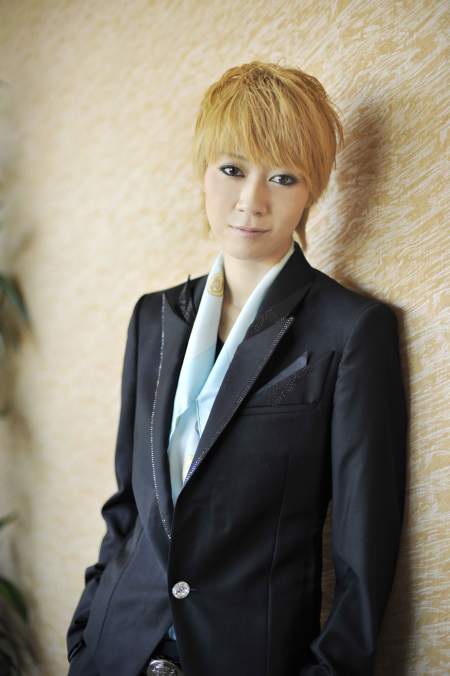 凰稀かなめを中心に宝塚宙組の新たな“伝説”が生まれる | チケットぴあ