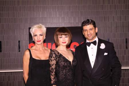 ミュージカル『CHICAGO』会見より(左からアムラ＝フェイ・ライト、米倉涼子、トニー・ヤズベック)