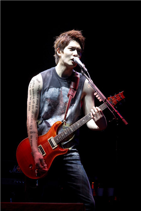 CNBLUE、初のアリーナ・ツアーを完走！ | チケットぴあ[音楽 海外ROCK